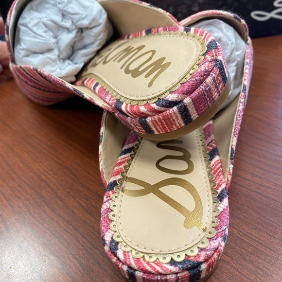 🐮🌸Sam Edelman Pink Serape Mules🌸🐮 - Picture 4 of 6